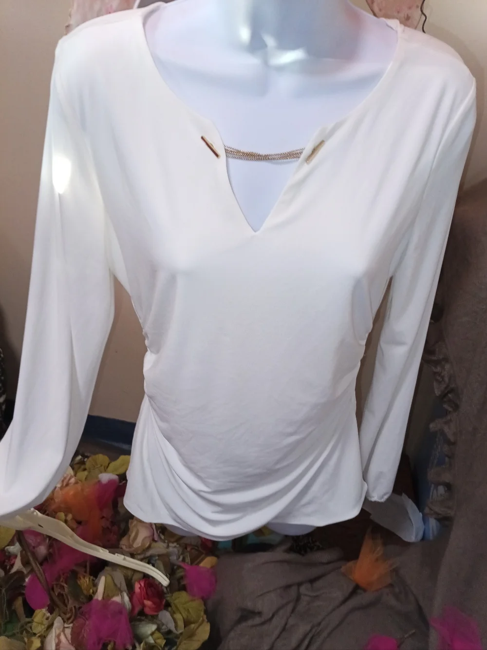 White House Black Market Blouse - Picture 12 of 13